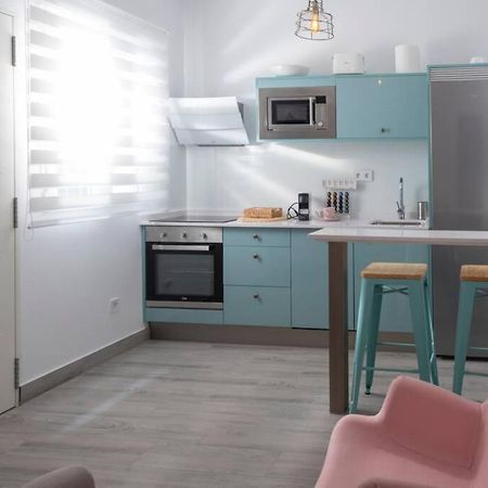 Magnifico Apartamento En Los Remedios Севиля Екстериор снимка