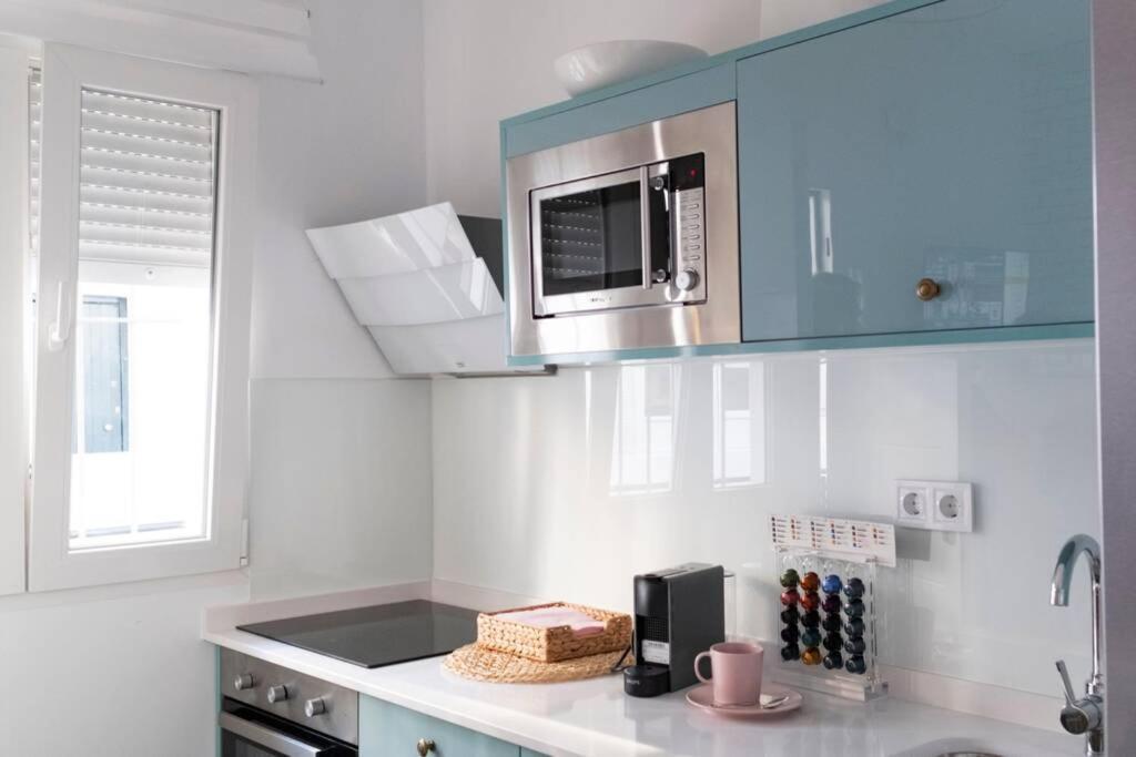 Magnifico Apartamento En Los Remedios Севиля Екстериор снимка