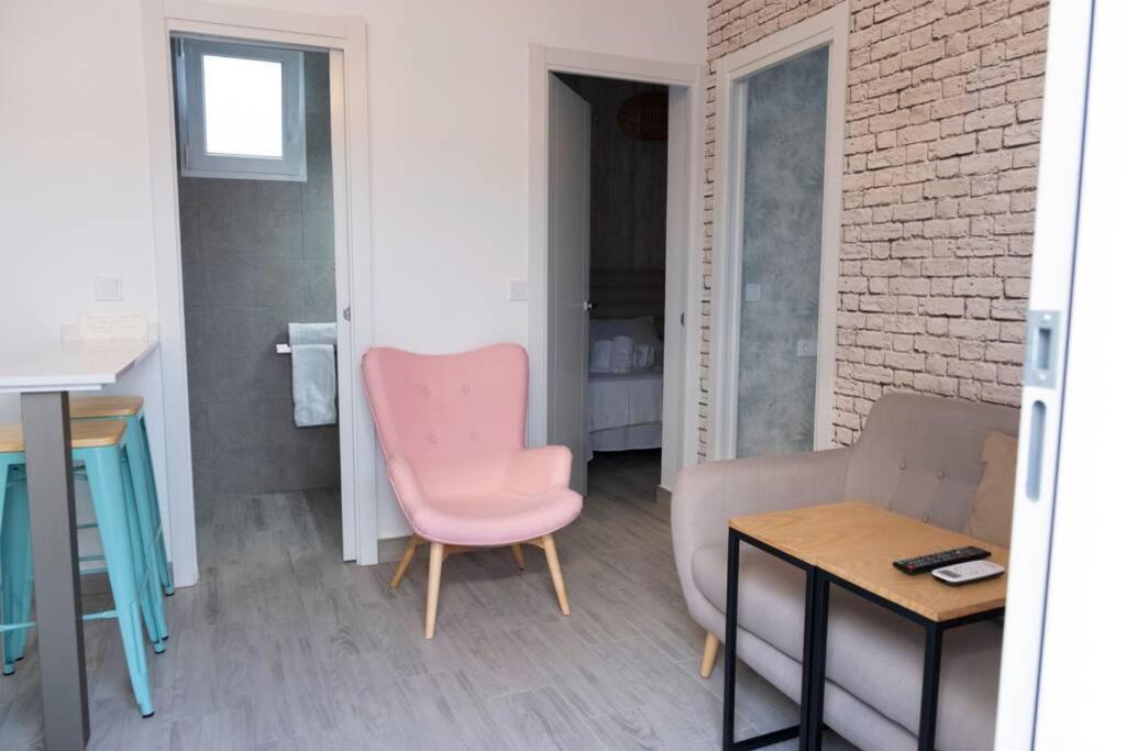 Magnifico Apartamento En Los Remedios Севиля Екстериор снимка
